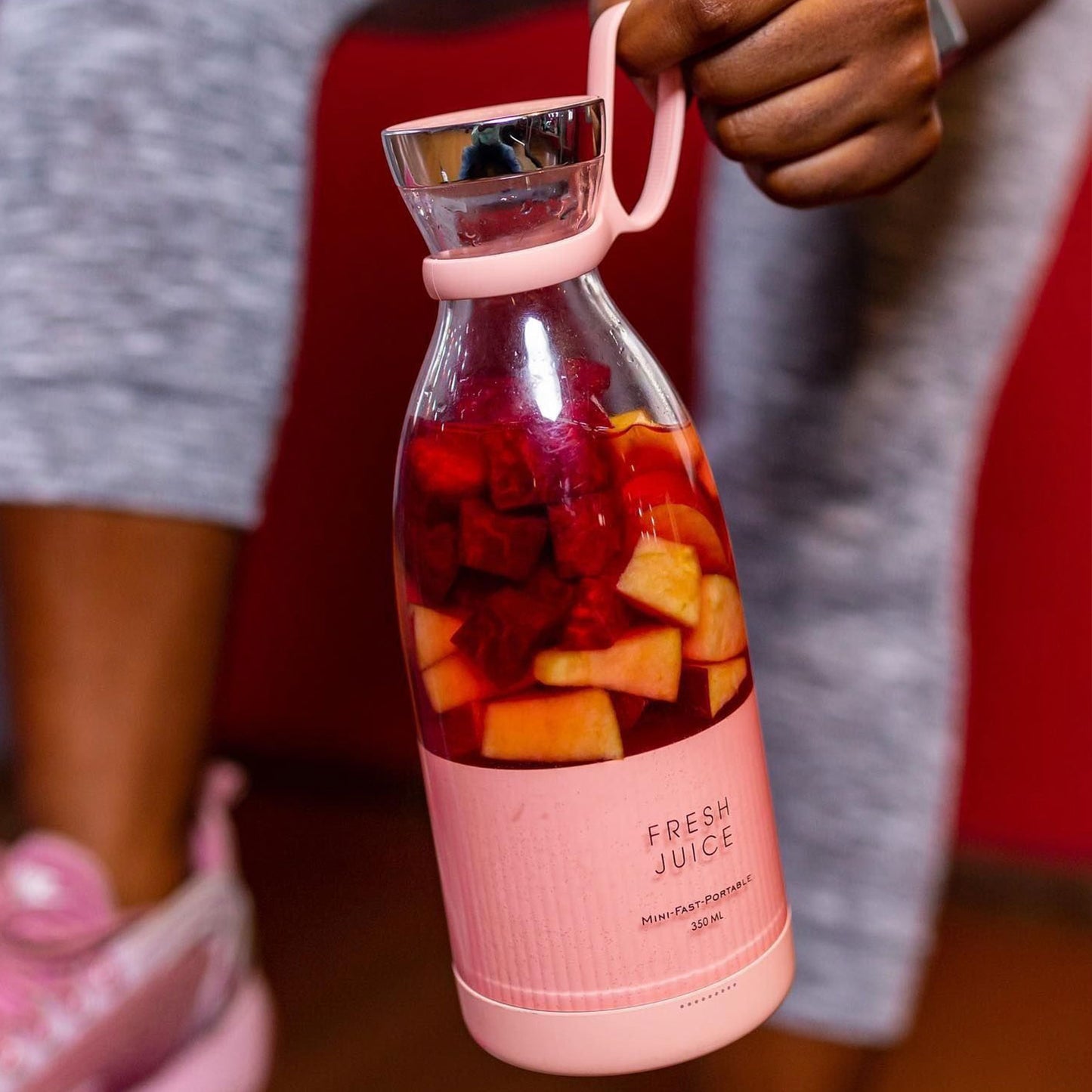 PORTABLE ELECTRIC BLENDER